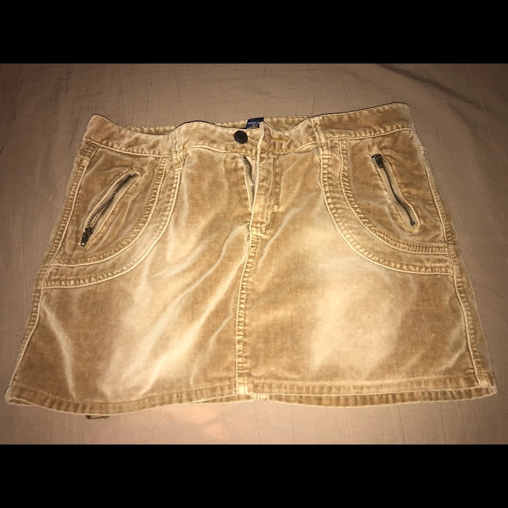 American eagle corduroy skirt